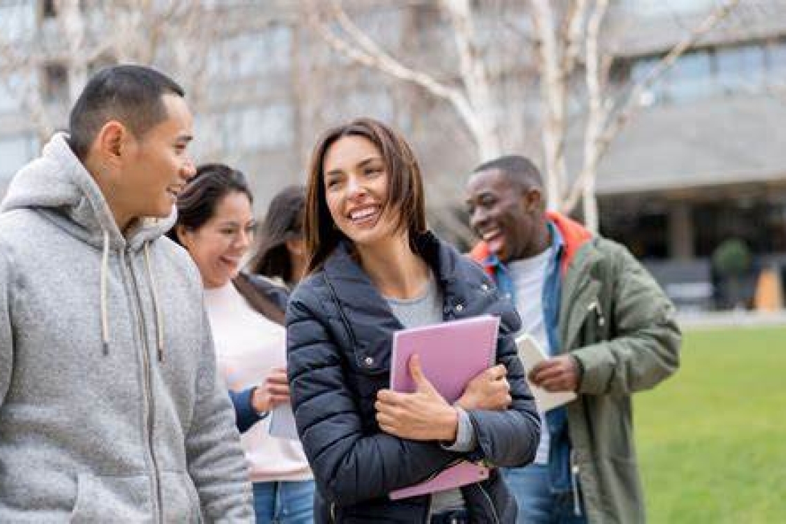 Canada: Les visas d'étudiants étrangers plafonnés pour deux ans